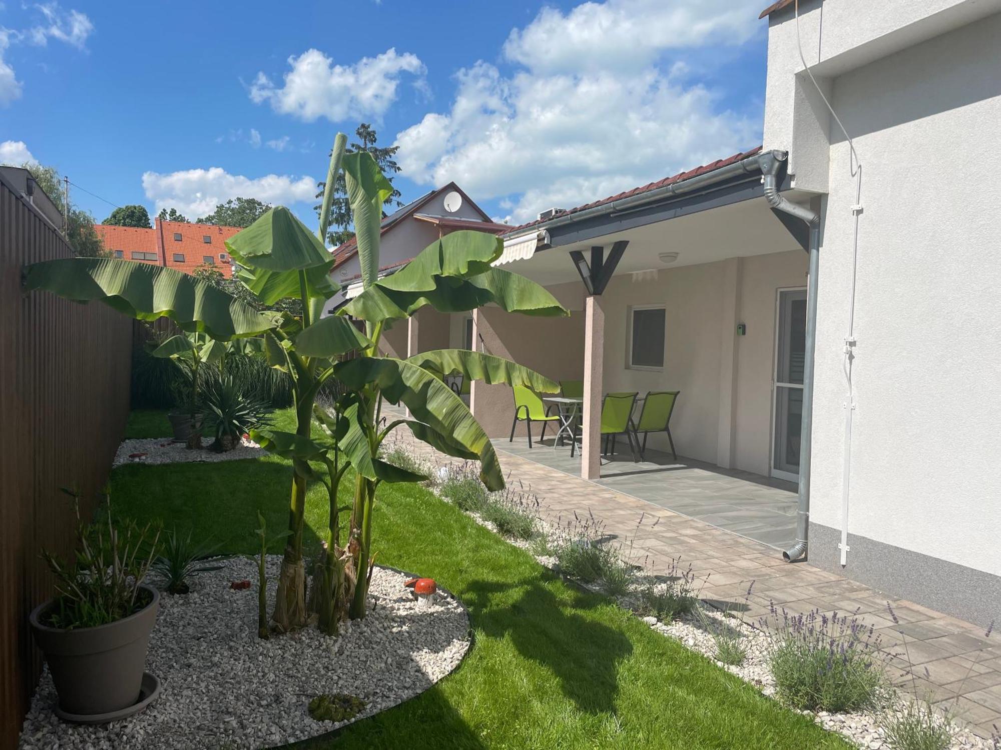 Tutti Apartman Balatonlelle Exterior photo